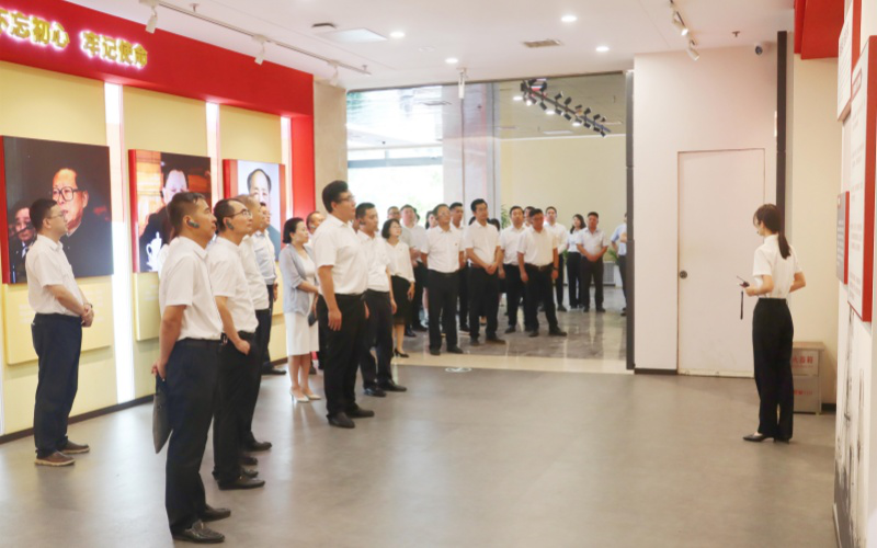 伟德国际1949赴西安市警示教育基地 开展警示教育活动